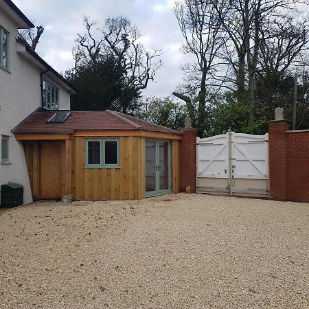 The New Forest Manor Apartment Lymington Exterior photo